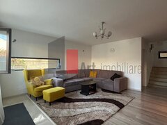 Casa moderna pentru familie, aproape de Parcul Teilor – mobilata complet