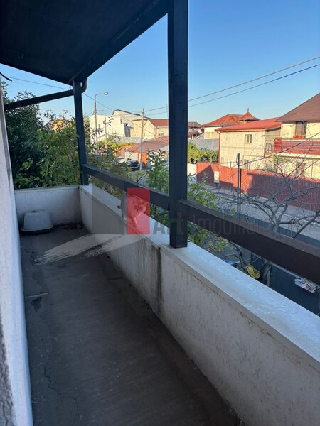 Casa moderna pentru familie, aproape de Parcul Teilor – mobilata complet